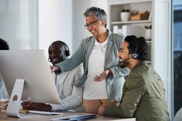 24/7 live chat support